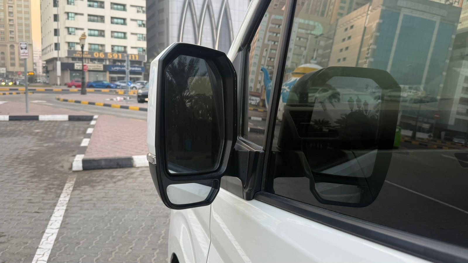 Toyota Hiace 2024 White image